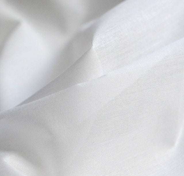 Lightweight Iron On Cotton Lawn Interfacing 2