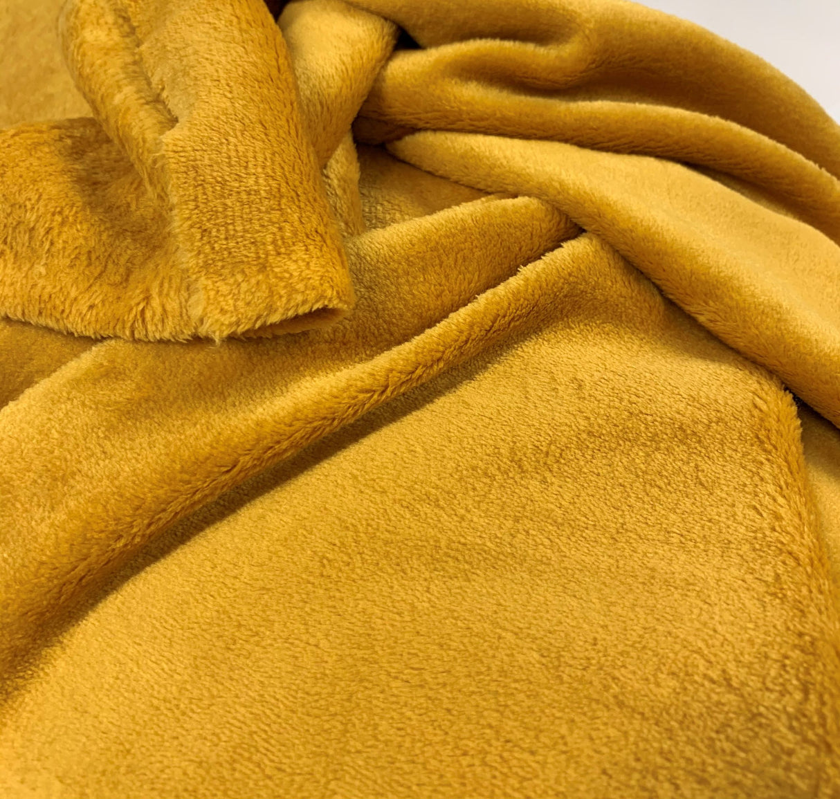 Lucious Fleece Orche Colourful Soft Polyester Cuddly Fleece Fabric Close Up Fabric Photo
