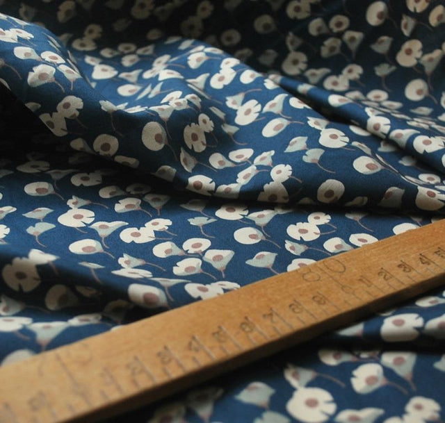 Maya Midnight Japanese Floral Cotton Fabric 8Ca8C02F 68A9 4177 84F9 B5Ac2662369C