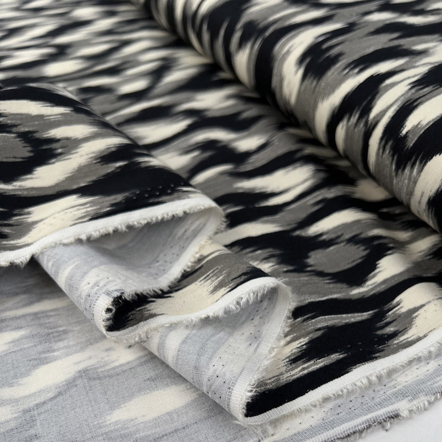 Monochrome Viscose Spandex Black White Grey Abstract Stretch Dress Fabric Fold 581Cc07B 25D9 4815 Acbc A707764E3Fb6