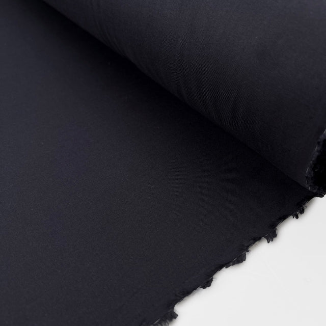 Navy finest italian cotton shirting filo bella roll
