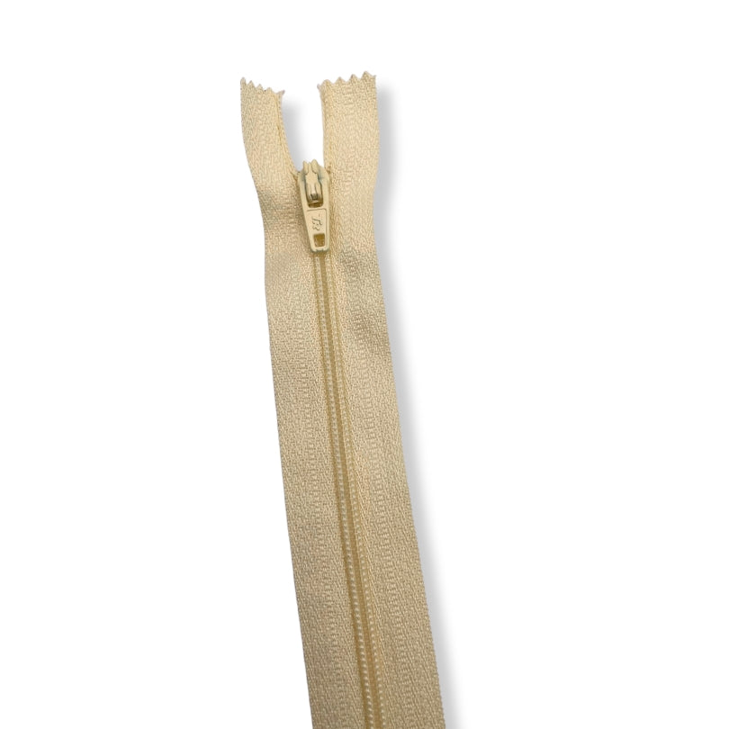 Nylon Zip Pale Peach