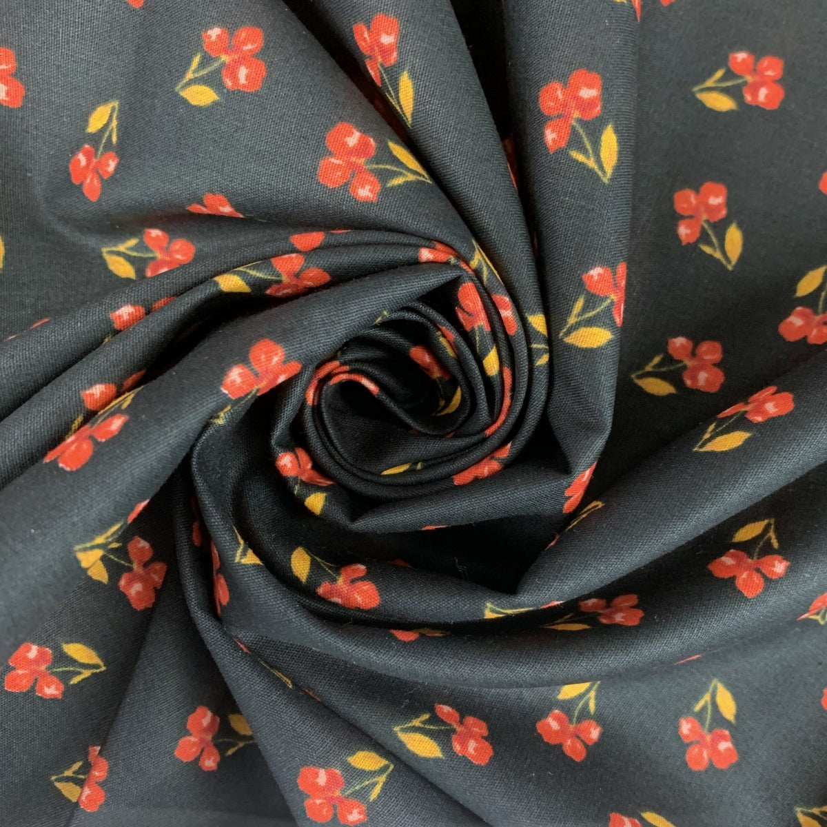 Organic Cotton Petite Floral Black Gots And Oeko Tex Standard 100%Cotton Poplin Fabric Swirl