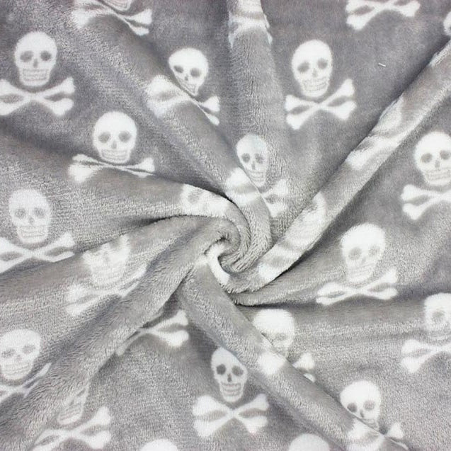 Polyester Double Sided Cuddles Fleece Skull And Crossbones Twist