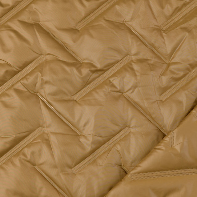 Polyester Embossed Quilted Coating Fabric Grate Quilt Sand Fold