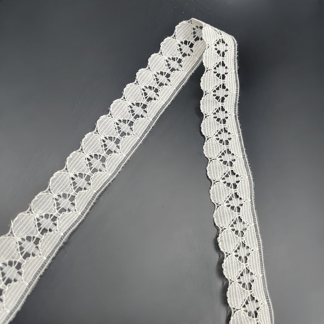 Polyester Flat Lace Trim Sasha Ivory Fold