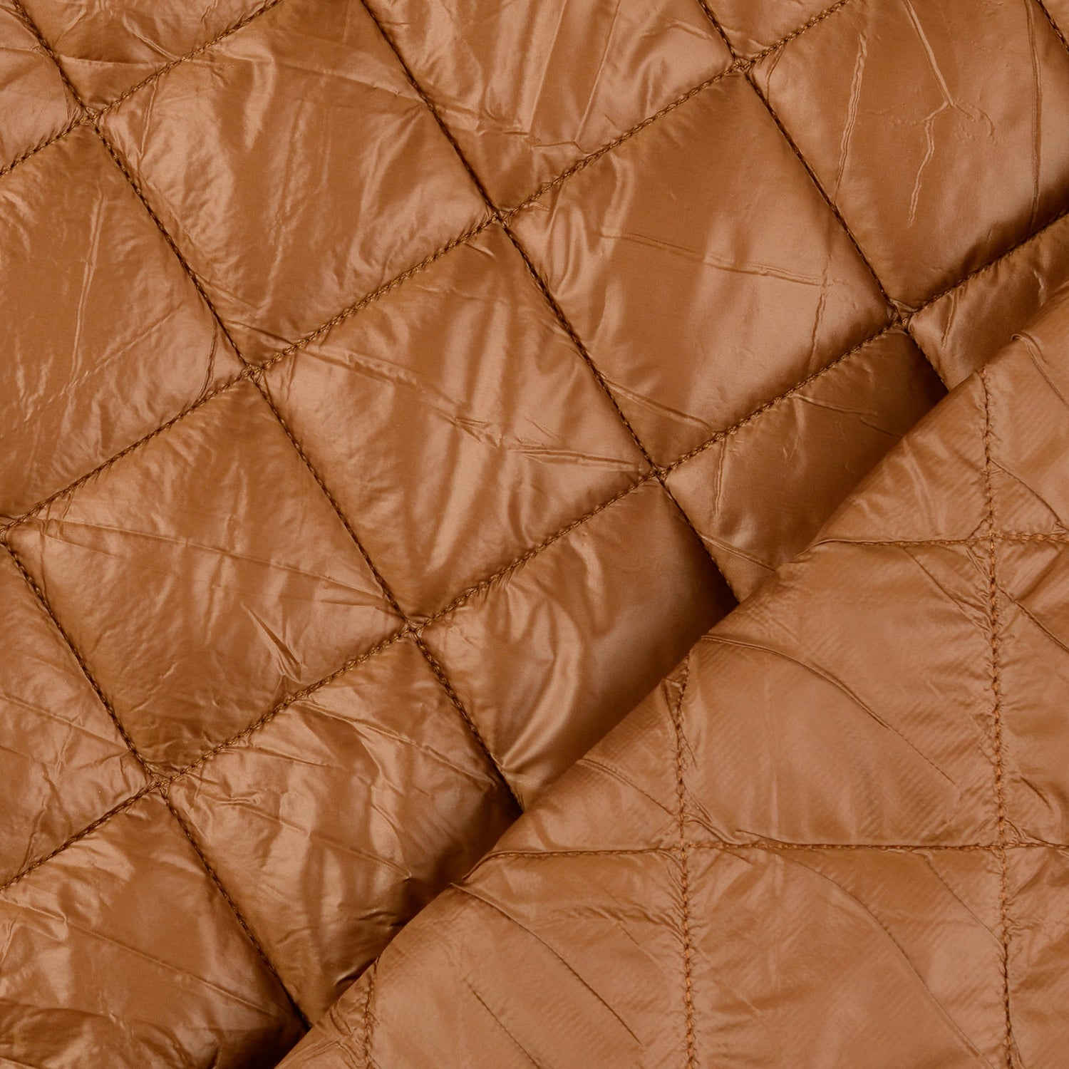 Polyester plain diamond quilted fabric crystal tan fold