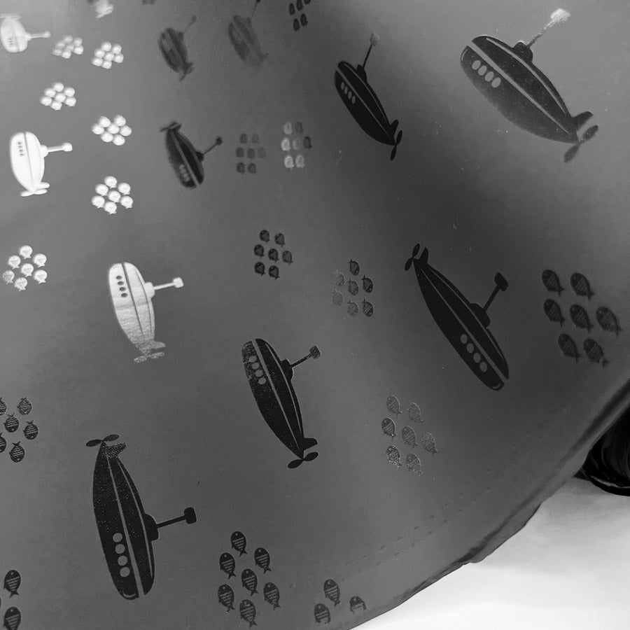 Polyester Polyurethane Waterproof Breathable Fabric Rain Coating Black Submarine Roll
