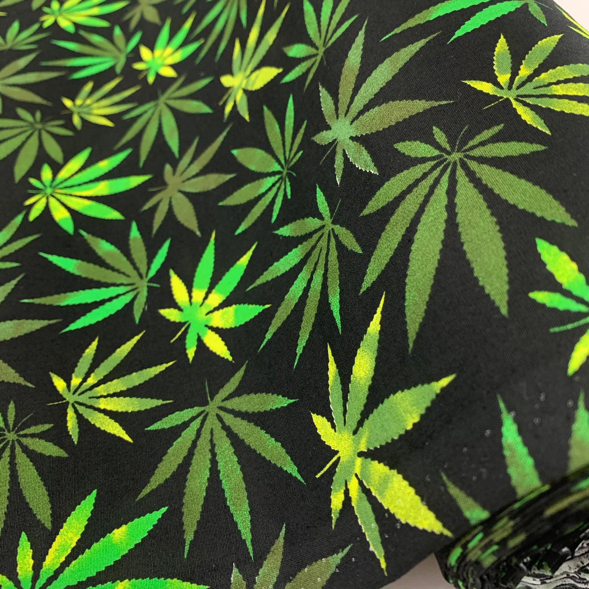 Poplin Print Hemp Black Fabric Roll