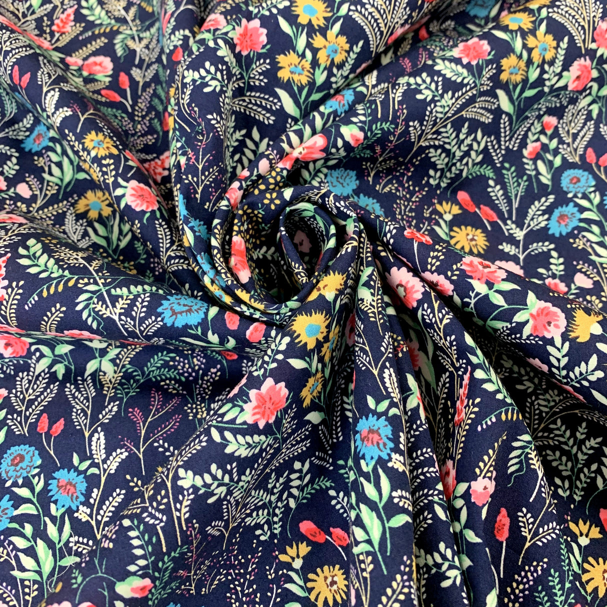 Poplin Print La Belle Cotton Floral Navy Dress Fabric Cud