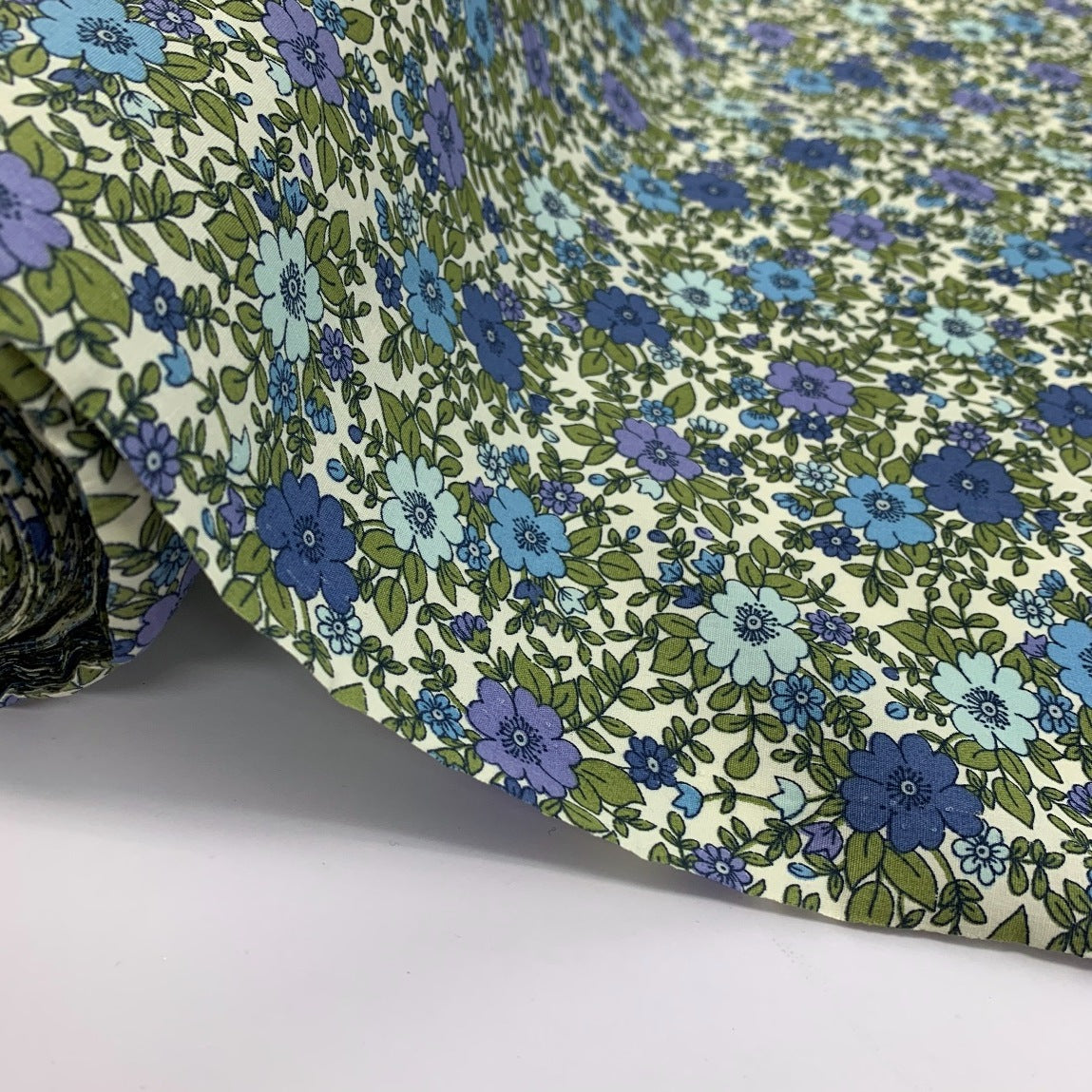 Poplin Prints Grandmothers Garden Purple Fabric Roll
