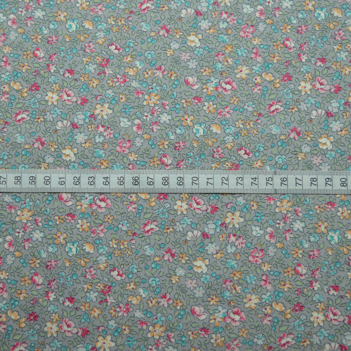 Poplin Prints Manor House S Grey Small Floral Cotton