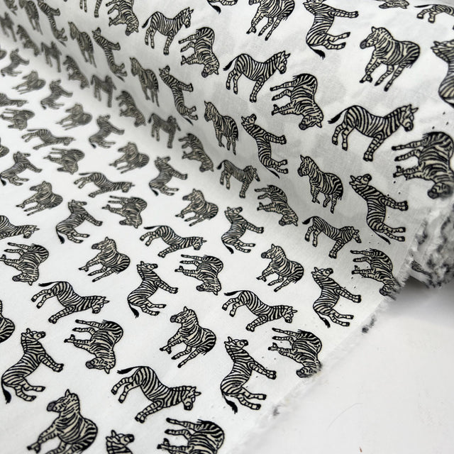 Poplin Styles Zebra White Black Cotton Dress Fabric Roll