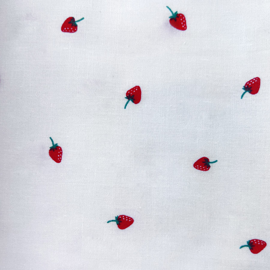 Pretty Polly Cotton Polyester Print Fabric Strawberry Solo Full