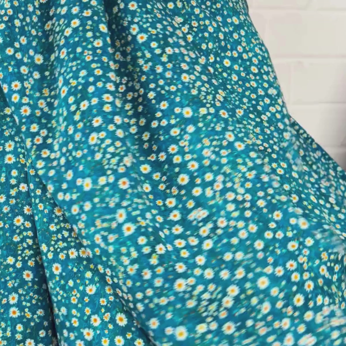 Viscose Lawn - Daisy - Teal