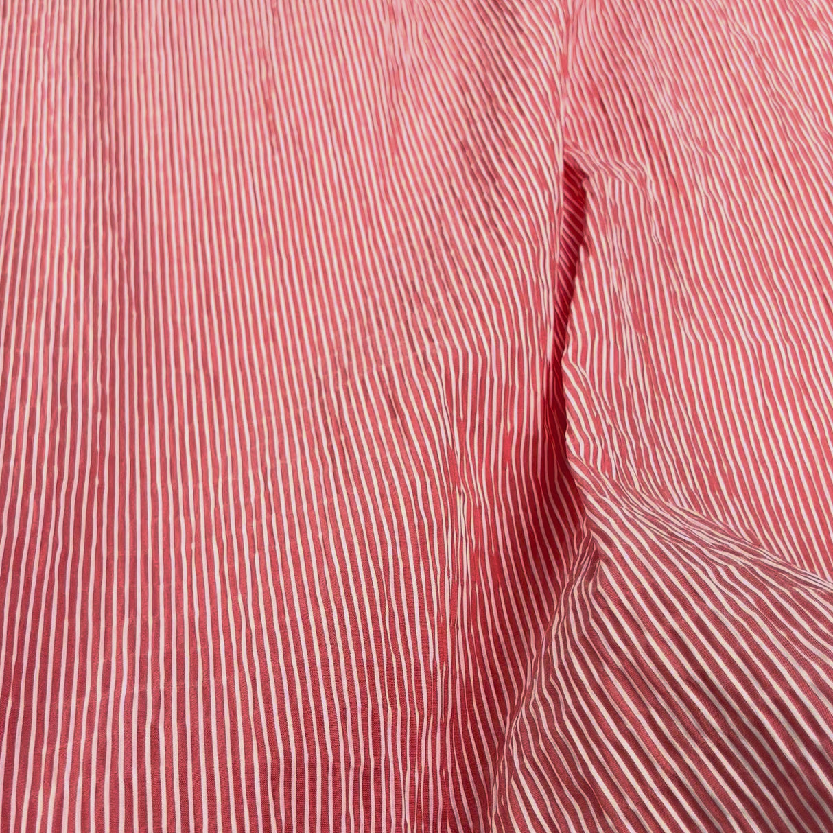 Crinkle Seersucker Stripe Red Cotton Polyester Elastane White Woven Dress Fabric Video