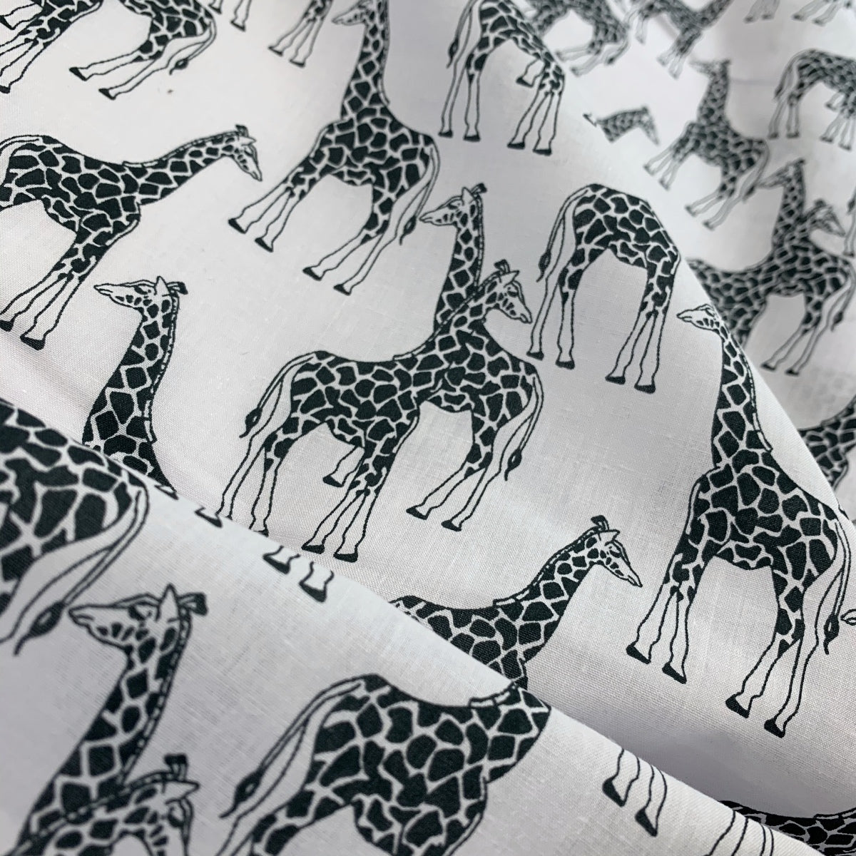 Put The Kettle On Giraffe Polycotton Dress Craft Fabric Fold