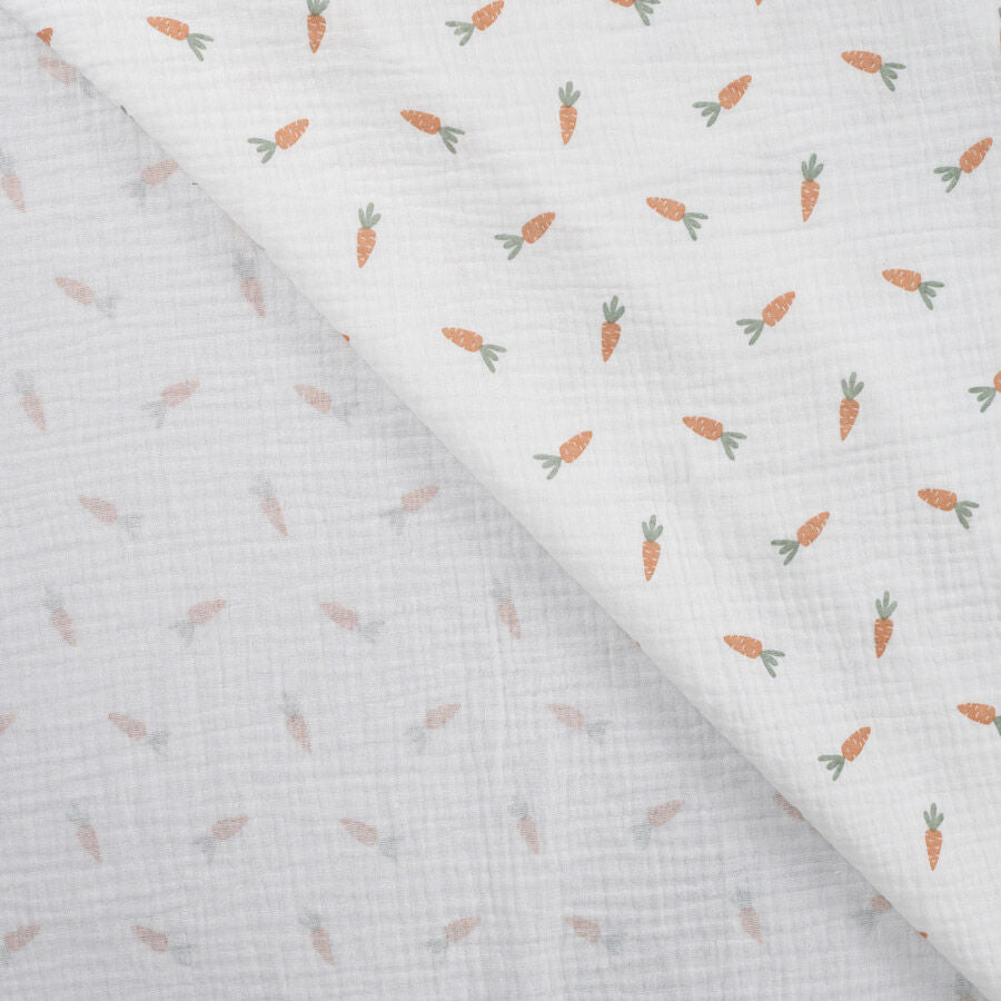 Qjutie 100% Cotton Bambino Print Dress Fabric Carrots K42030 510 Fold