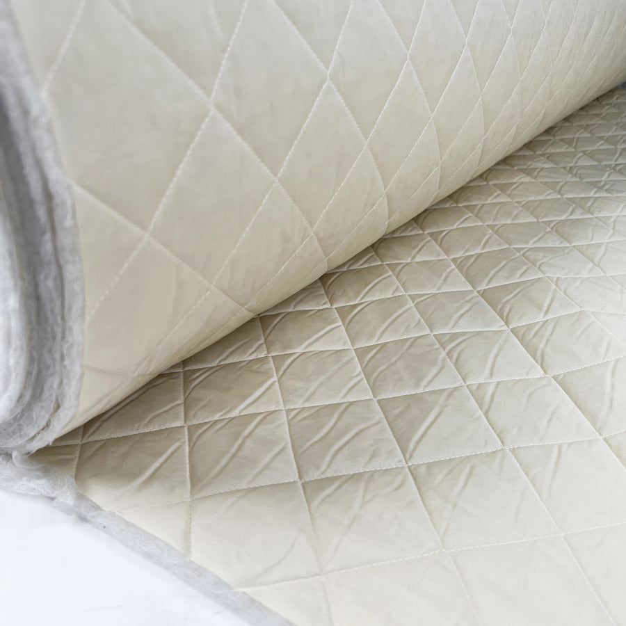 Quilted clotted cream nylon water resistant wadded british coating fabric roll
