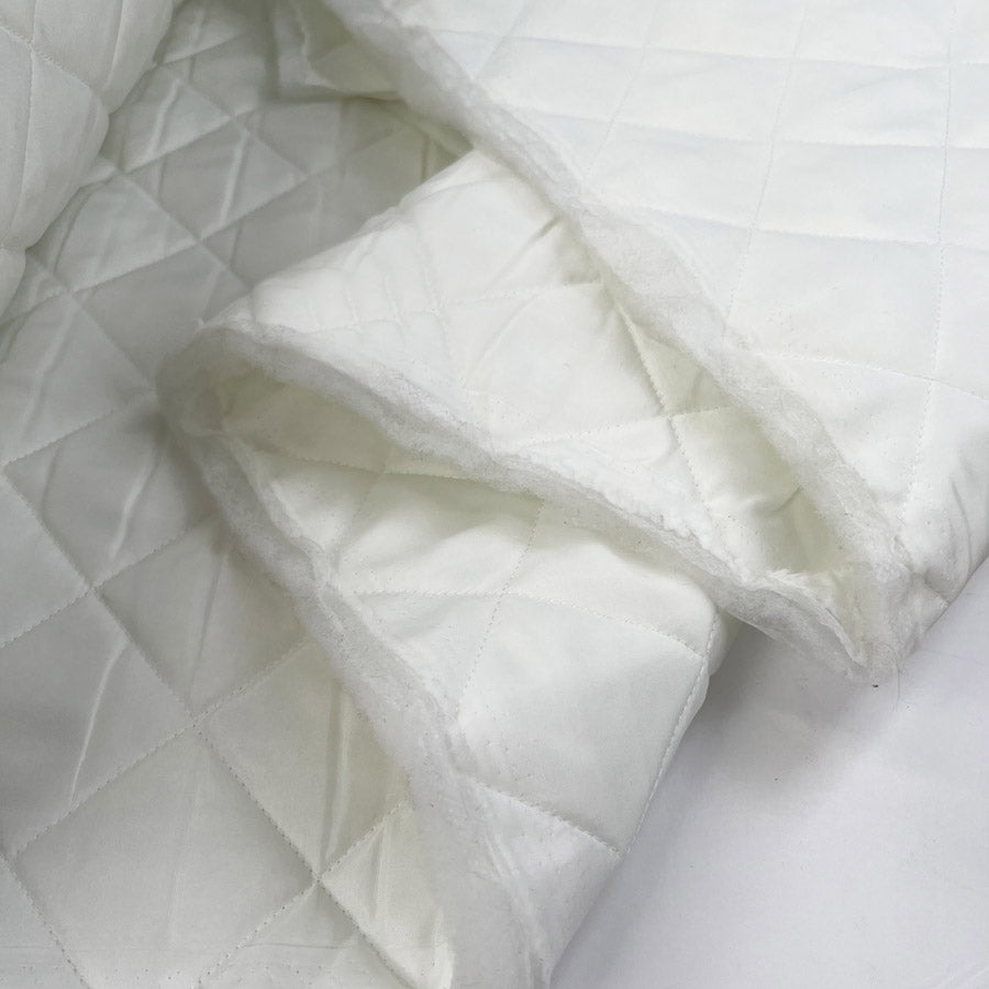 Quilted polar soft white polyester wadding coat fabric fold