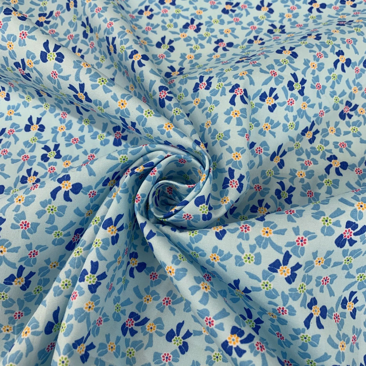 Sewing Room Bows Pale Blue Cotton Fabric Cud