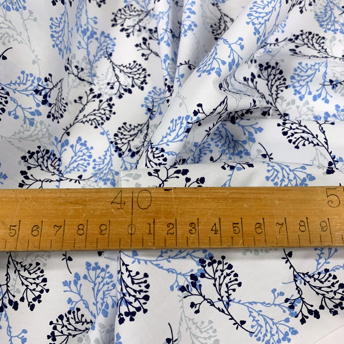 Sewing Room Ivy White Blue Flower Cotton Cud
