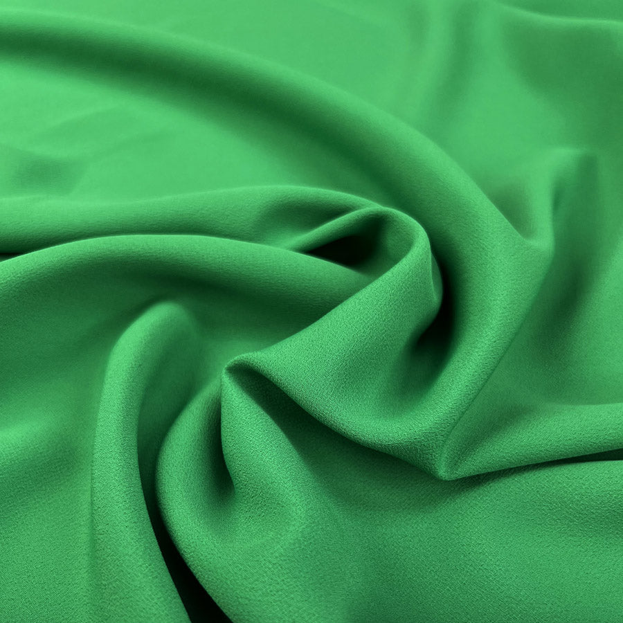 Silk Plus Emerald Green Acetate Italian Lightweight Plain Woven Dress Fabric Cu 8Dbd6E46 B652 4C5C 8E95 D4A00D8Adc11