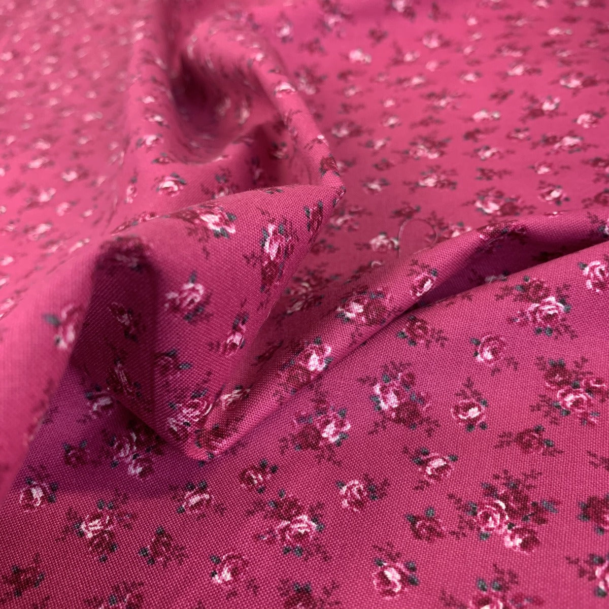 Stof Craft Pink Sprig Japanese Craft Cotton Fabric Cerise Small Purple Flowers Floral Fold