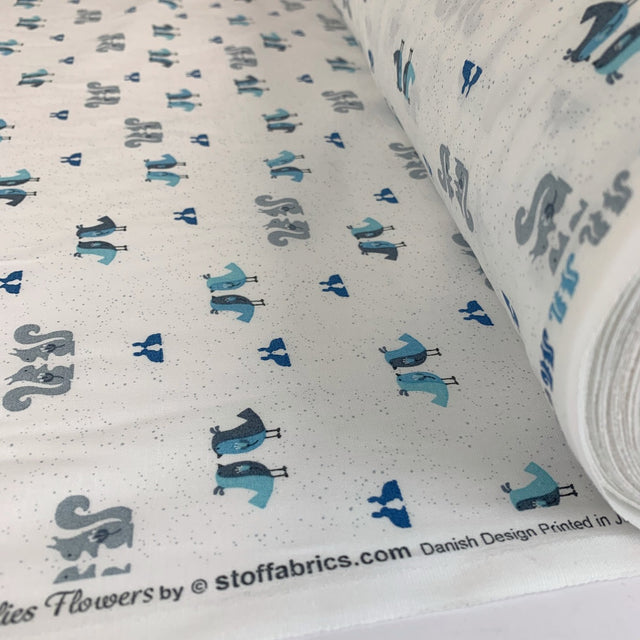 Stof Craft Woodland Creatures Japanese Craft Cotton Fabric Blue Grey White Rabbits Birds Squirrels Oll