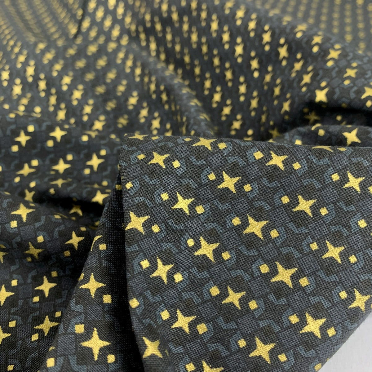 Stoff Craft Christmas A Starry Night Sky Black Gold Stars On A Black And Grey Geometric Ground Fold