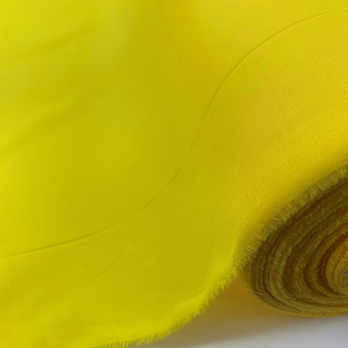 Superior Quality Plain Polycotton Yellow Fabric Roll
