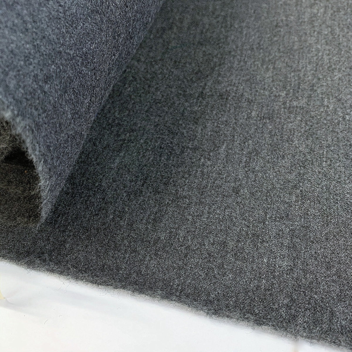 Surge Smooth Flat British Grey Wool Baa Baa Roll