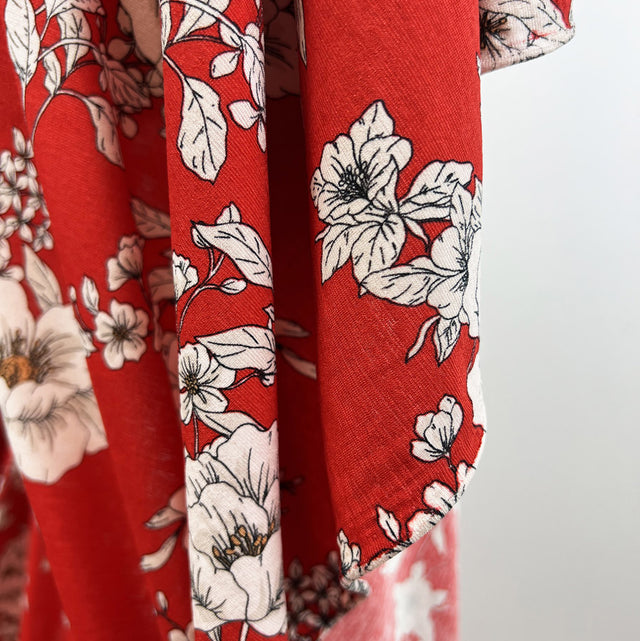 Turn The Night Sky Red Slinky Polyester Elastane Floral Printed Knitted Jersey Fabric Hang