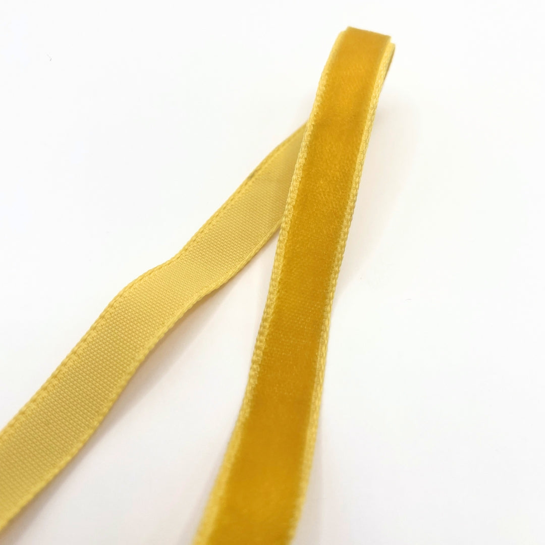 Velvet Ribbon Trim Djion Fold