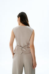 Vikisews Liliana Vest Sewing Pattern 4