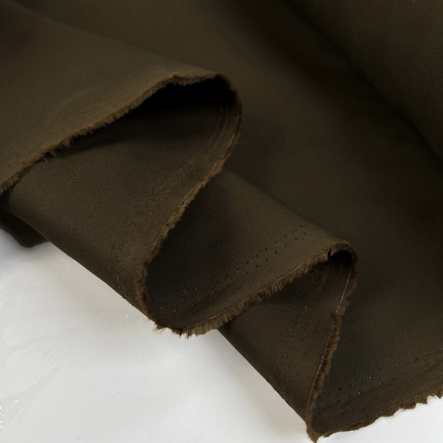 Water Resistant Cotton Aviator Olive British Coating Fabric Fold