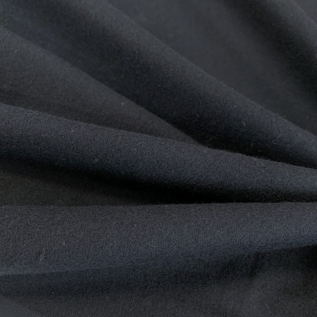 Remnant - Winceyette Plain - Black (1m)