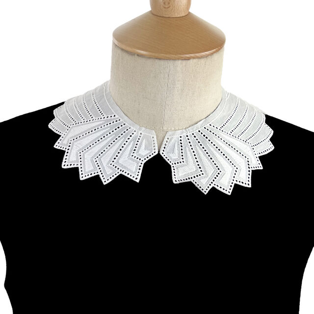 Embroidered Collar - Peter Pan - Wendy - White