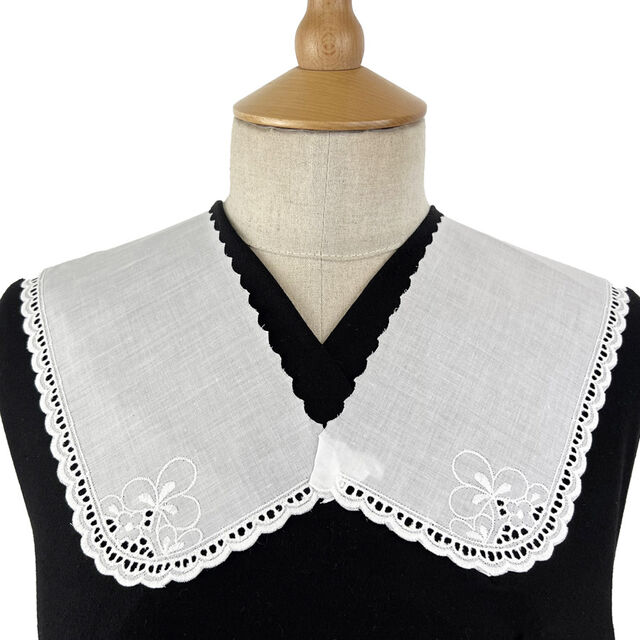 Embroidered Collar - Victoria - White
