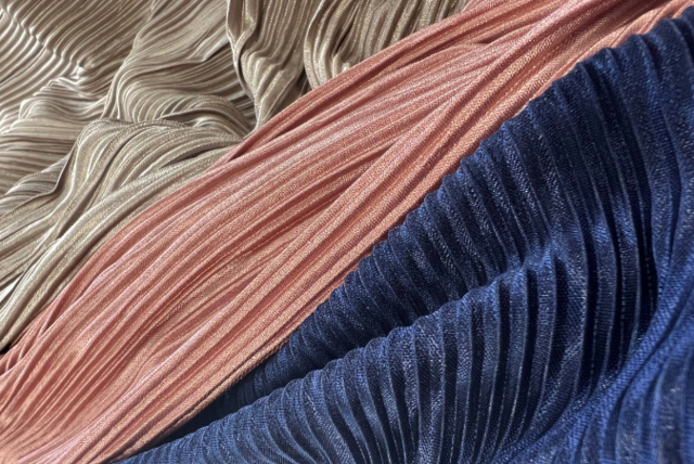 Pleated & Crinkle