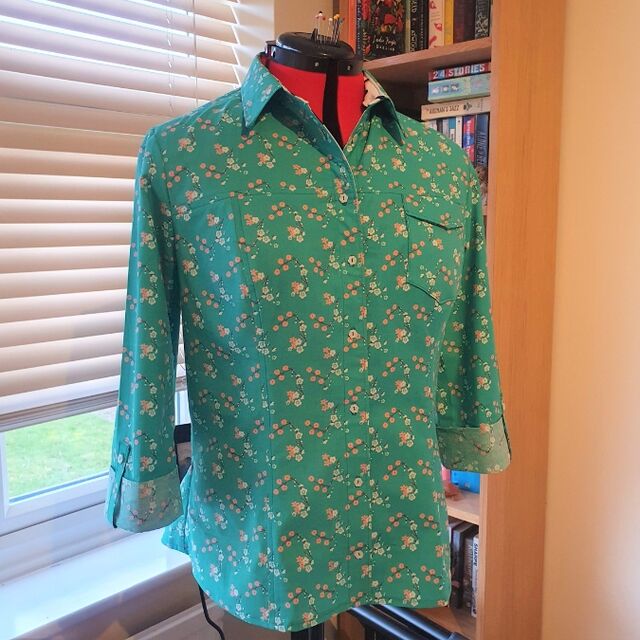 Customer Make by Laura - Rudiments - Poetry - Aqua Fabric - Tilly and the Buttons Rosa Shirt - January 2023