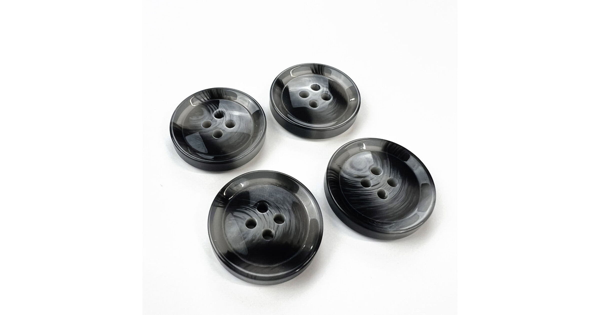 Marble large 4 hole plastic buttons
