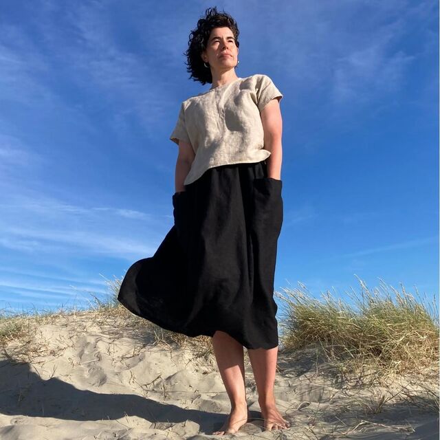 Black Linen Needle and Cloth