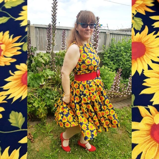 Sarah Poplin Print Sunflowers Navy