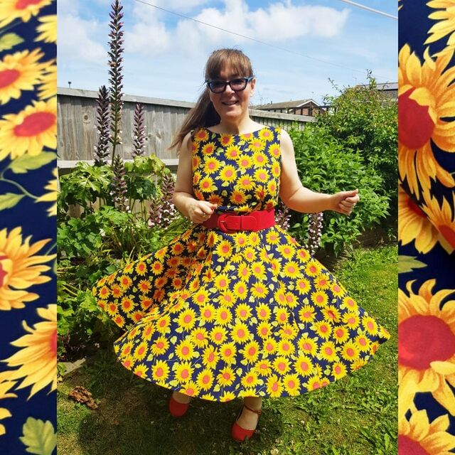 Sarah Poplin Print Sunflowers Navy