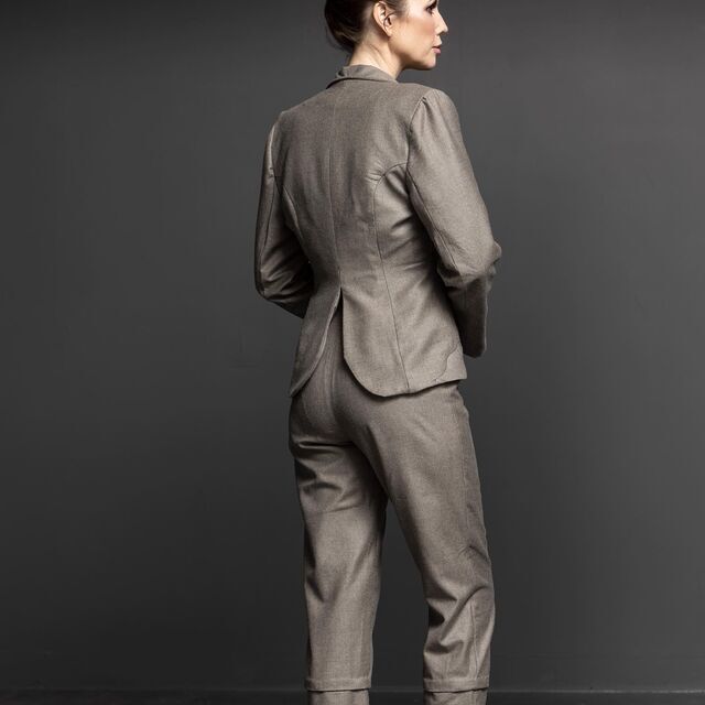 Women Suit- using suiting fabrics