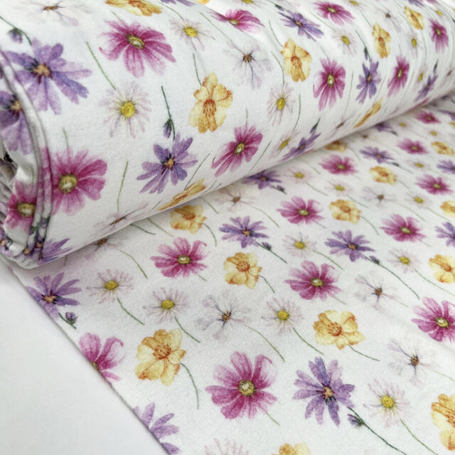 Brushed Cotton - Dainty Daisies