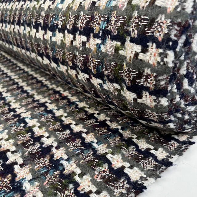 Linton Dior - Evelyn