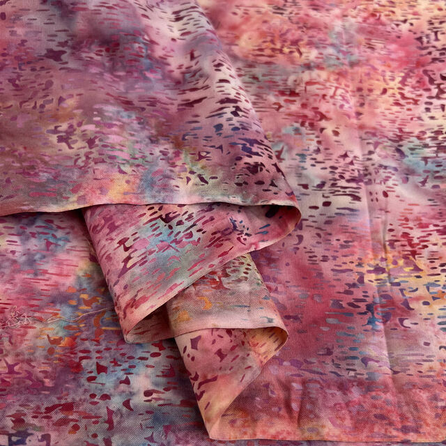 Hoffman Bali Cotton Lawn - Blooms - Pink