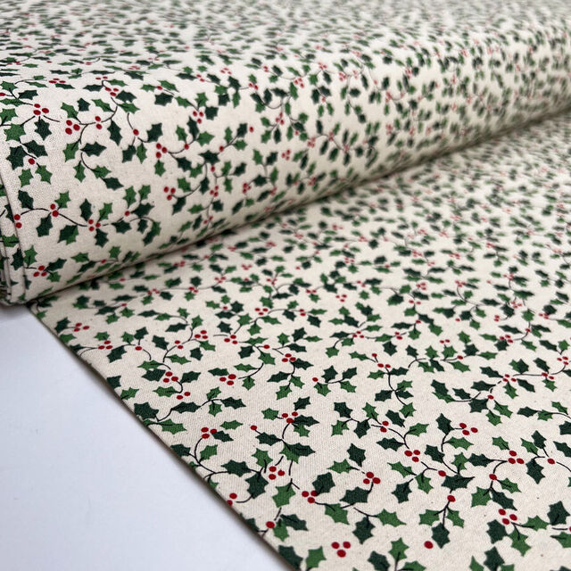 Christmas Cotton - Holly Natural - Dainty